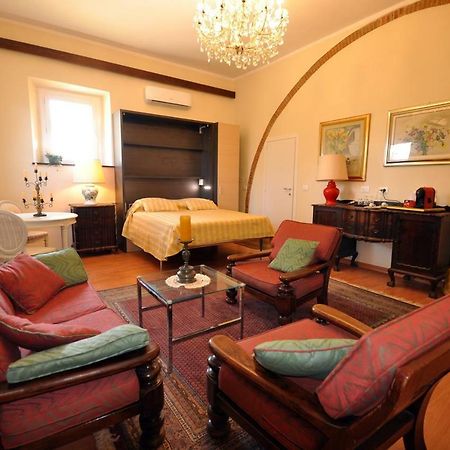 La Stanza Del Podere Isabella Hotel San Vincenzo Buitenkant foto