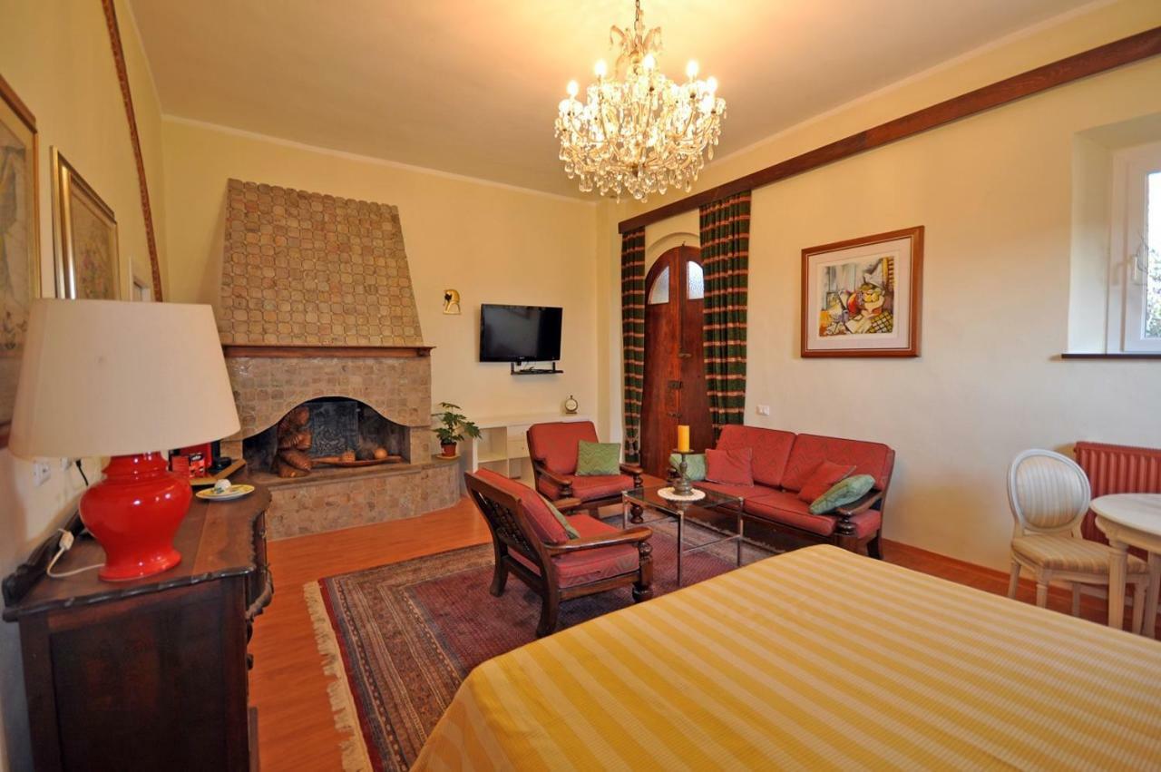 La Stanza Del Podere Isabella Hotel San Vincenzo Buitenkant foto