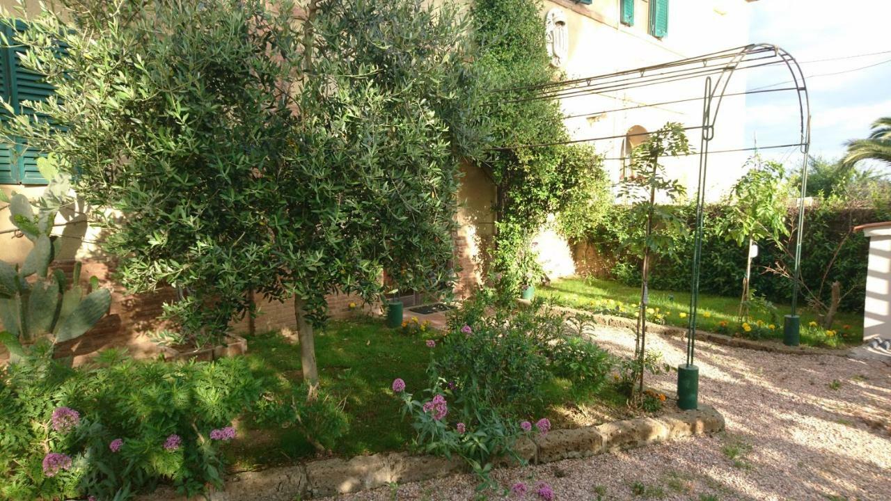 La Stanza Del Podere Isabella Hotel San Vincenzo Buitenkant foto